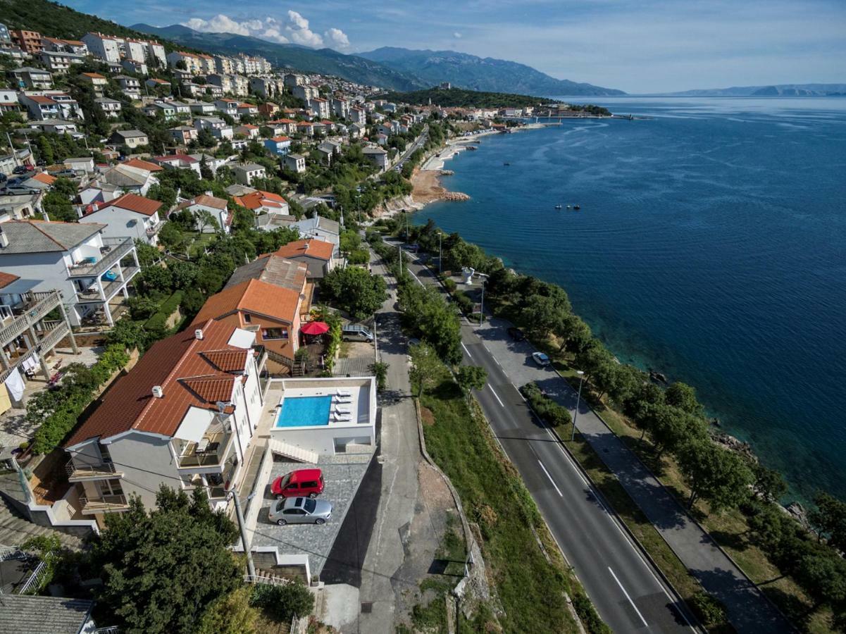 Villa Karamba Senj  Buitenkant foto