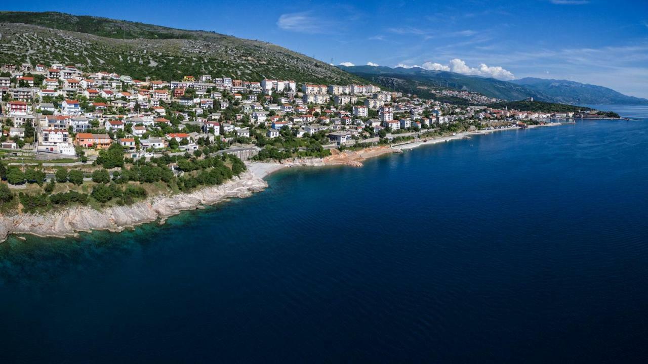 Villa Karamba Senj  Buitenkant foto