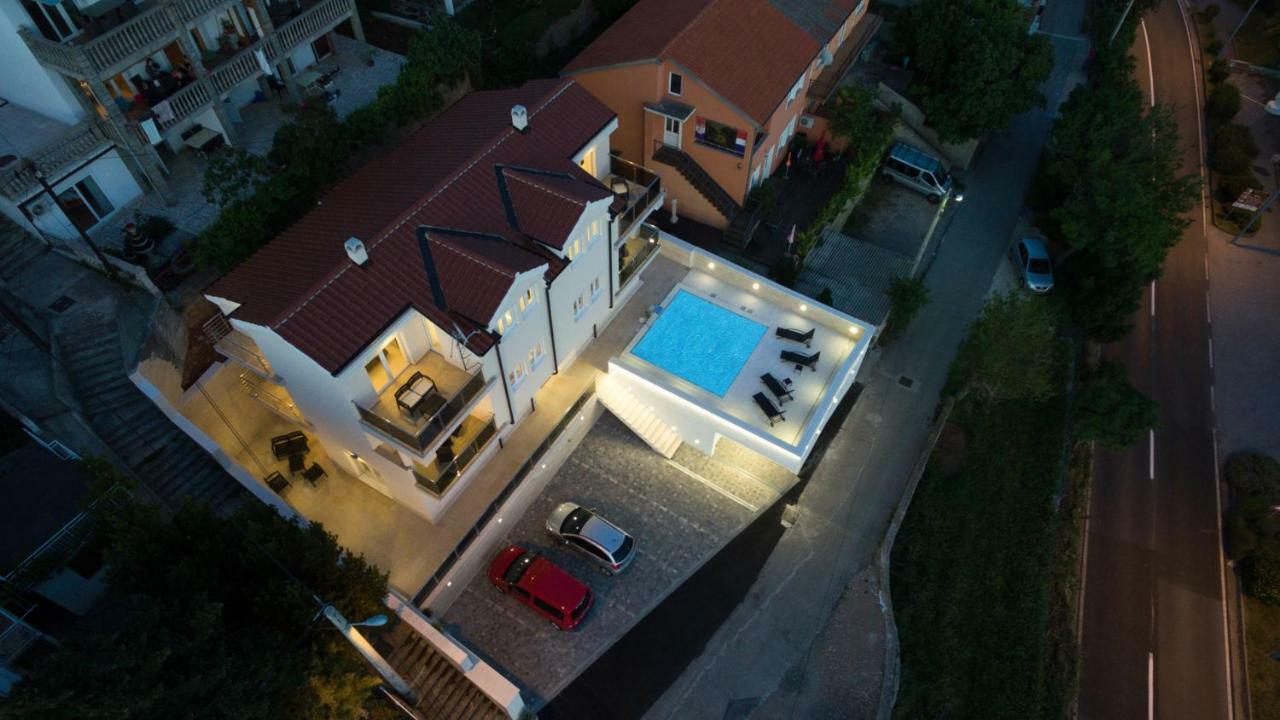 Villa Karamba Senj  Buitenkant foto